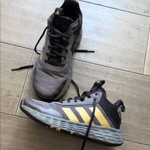 Adidas Black and Yellow Running Shoes